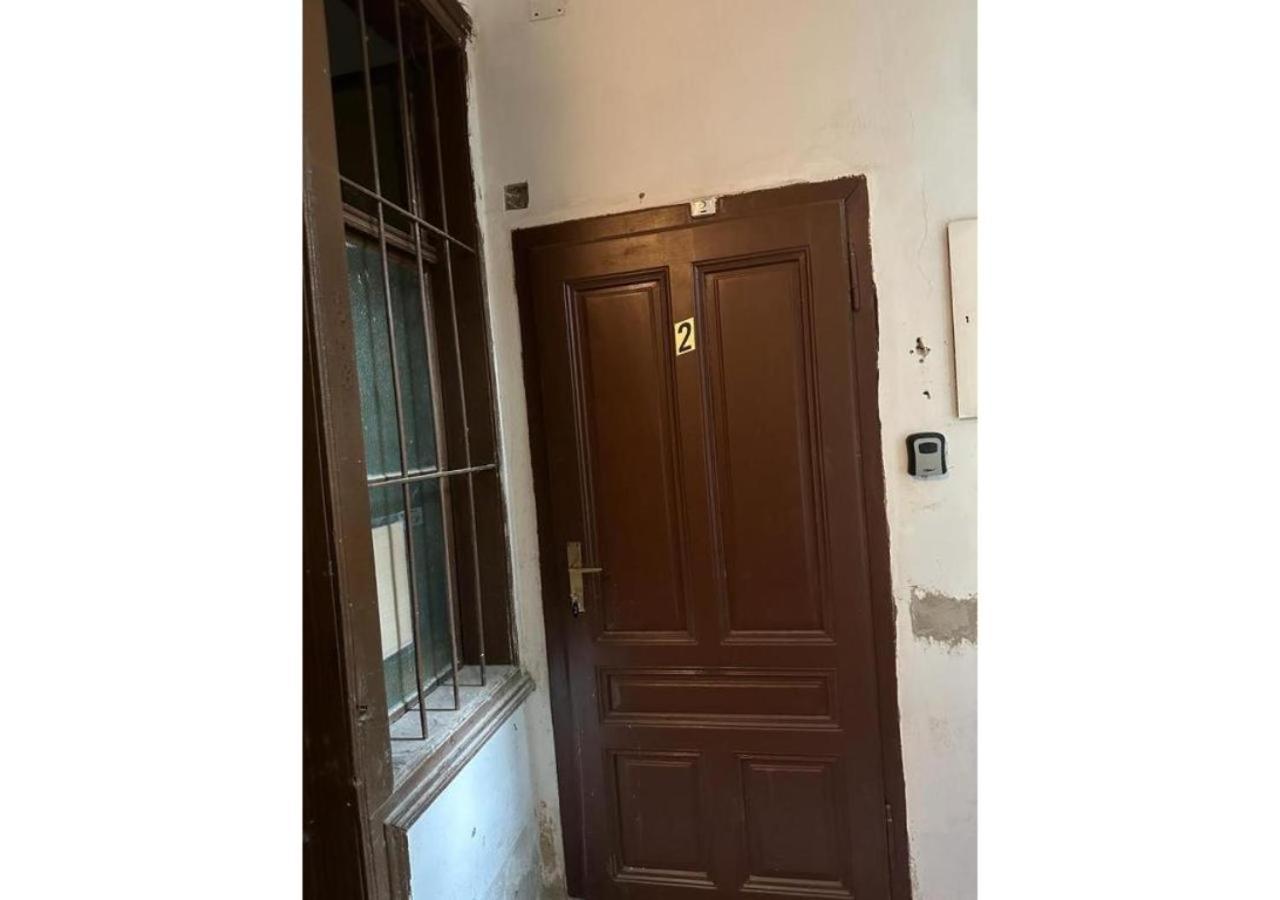Spacious Apartment, 3 Min To U6 Metro Wien Eksteriør billede