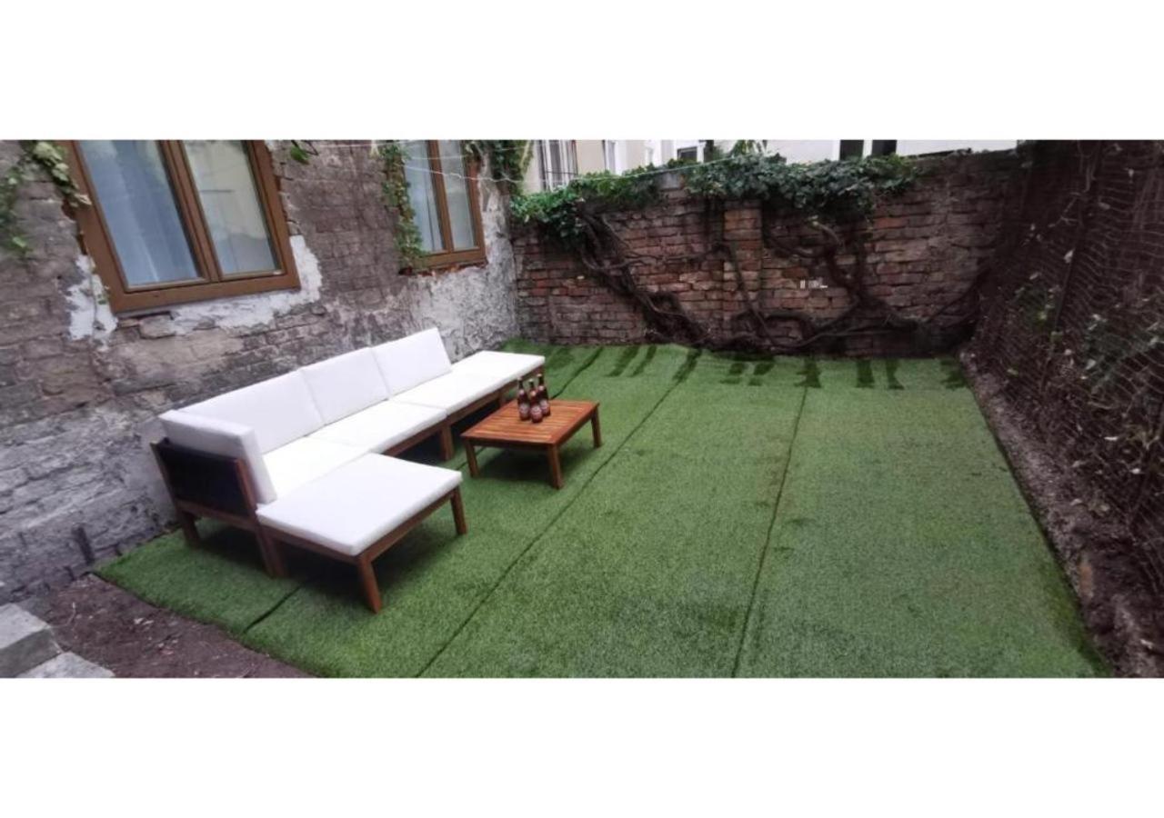 Spacious Apartment, 3 Min To U6 Metro Wien Eksteriør billede