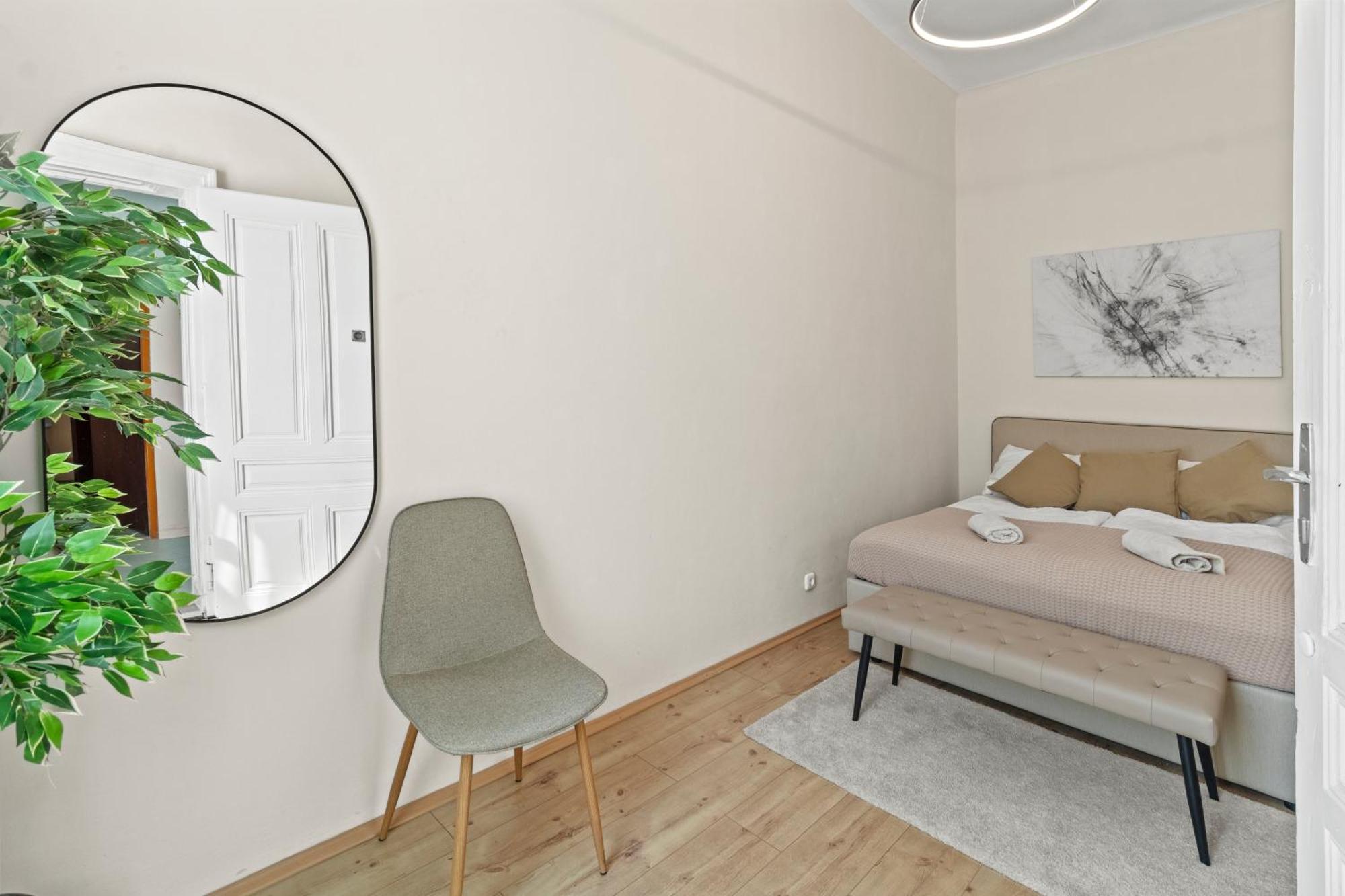 Spacious Apartment, 3 Min To U6 Metro Wien Eksteriør billede
