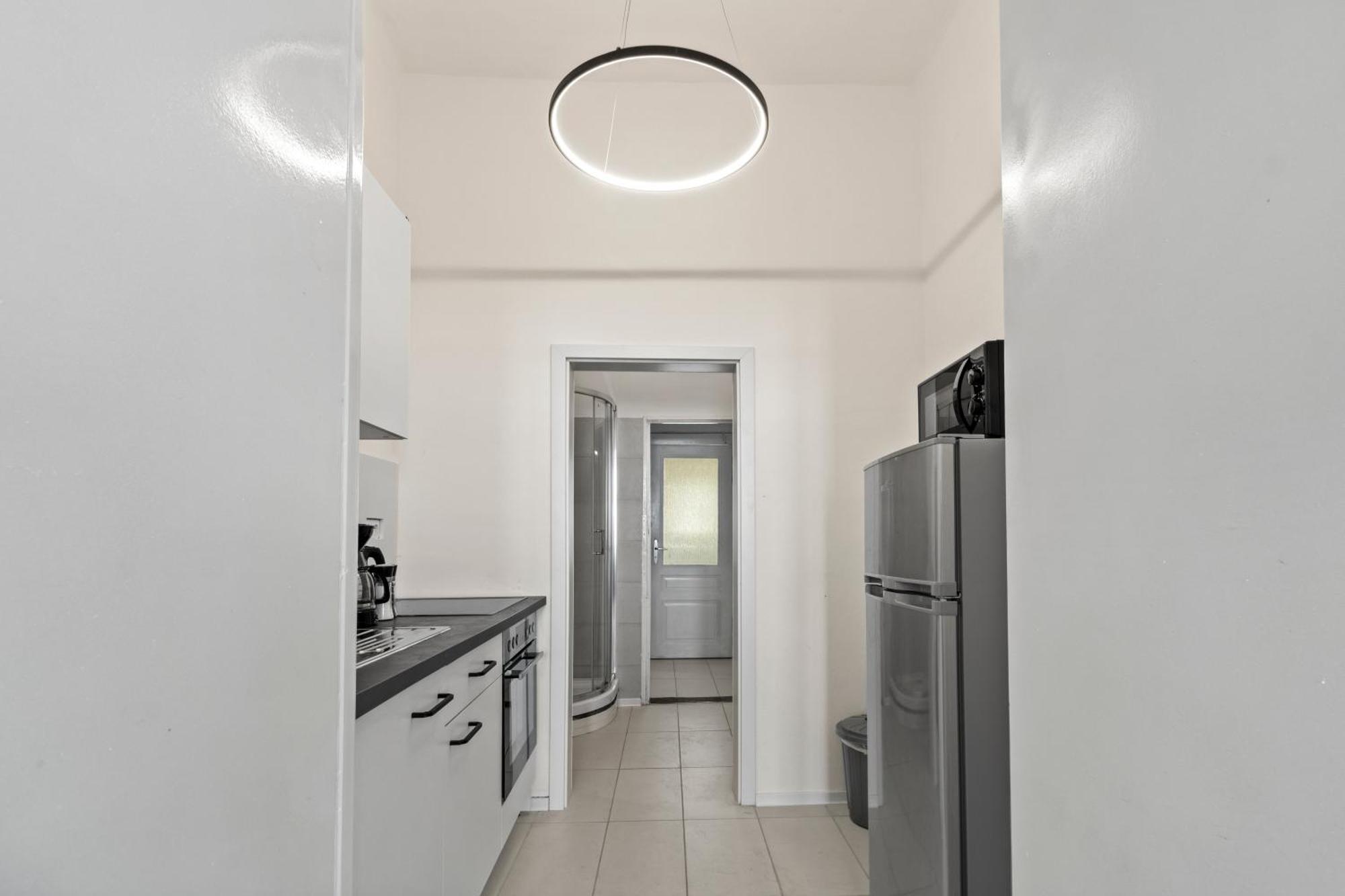 Spacious Apartment, 3 Min To U6 Metro Wien Eksteriør billede