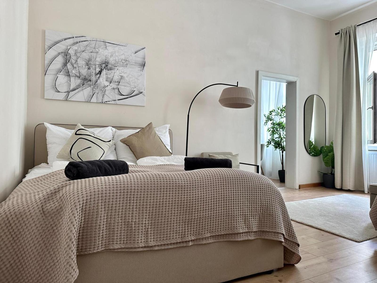 Spacious Apartment, 3 Min To U6 Metro Wien Eksteriør billede