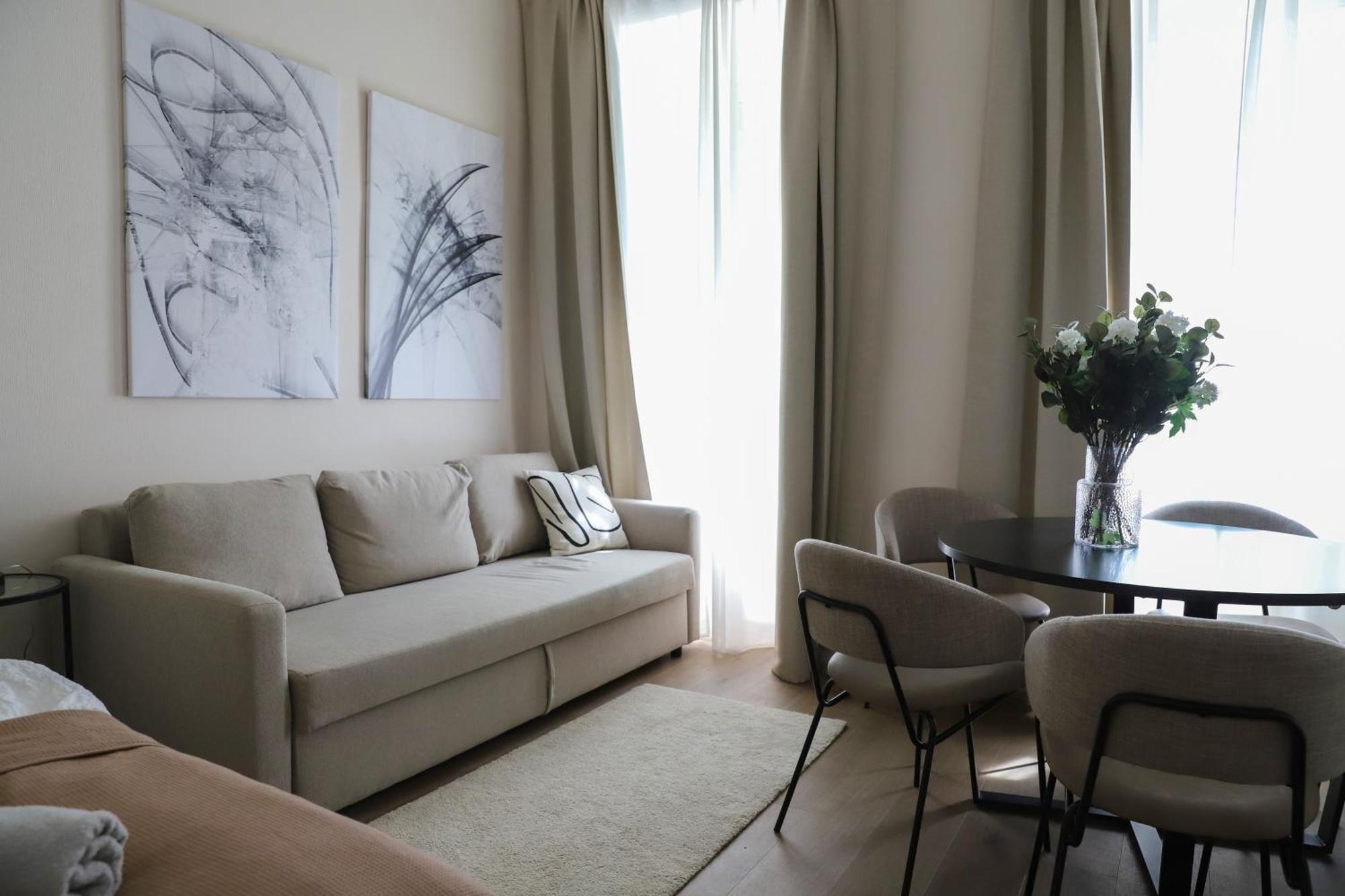 Spacious Apartment, 3 Min To U6 Metro Wien Eksteriør billede